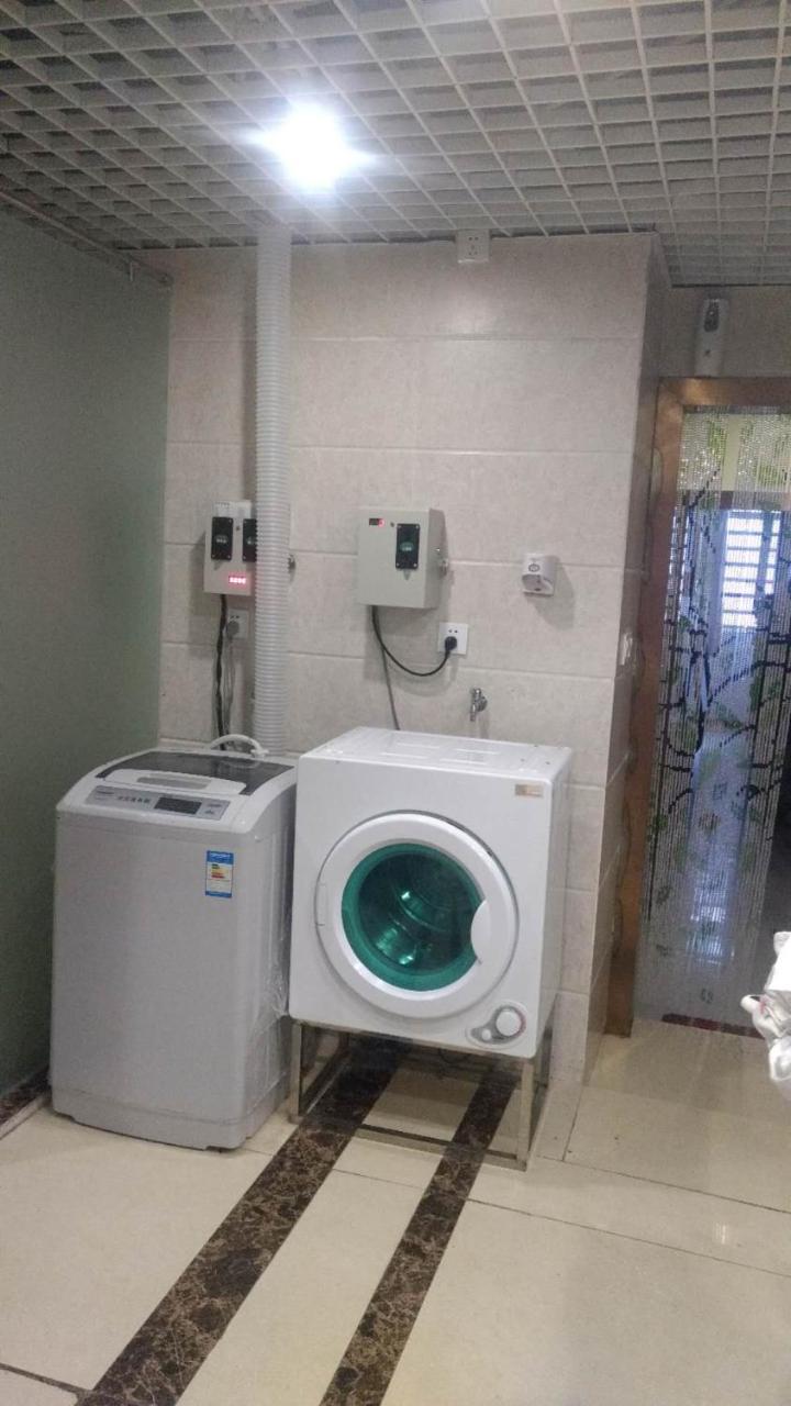 The Olive Tree Capsule Hostel Shenzhen Exterior photo